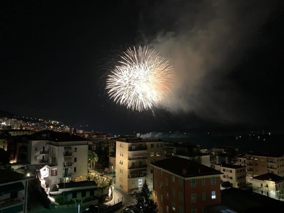 Vista Mare Con Ogni Comfort Varazze Eksteriør bilde